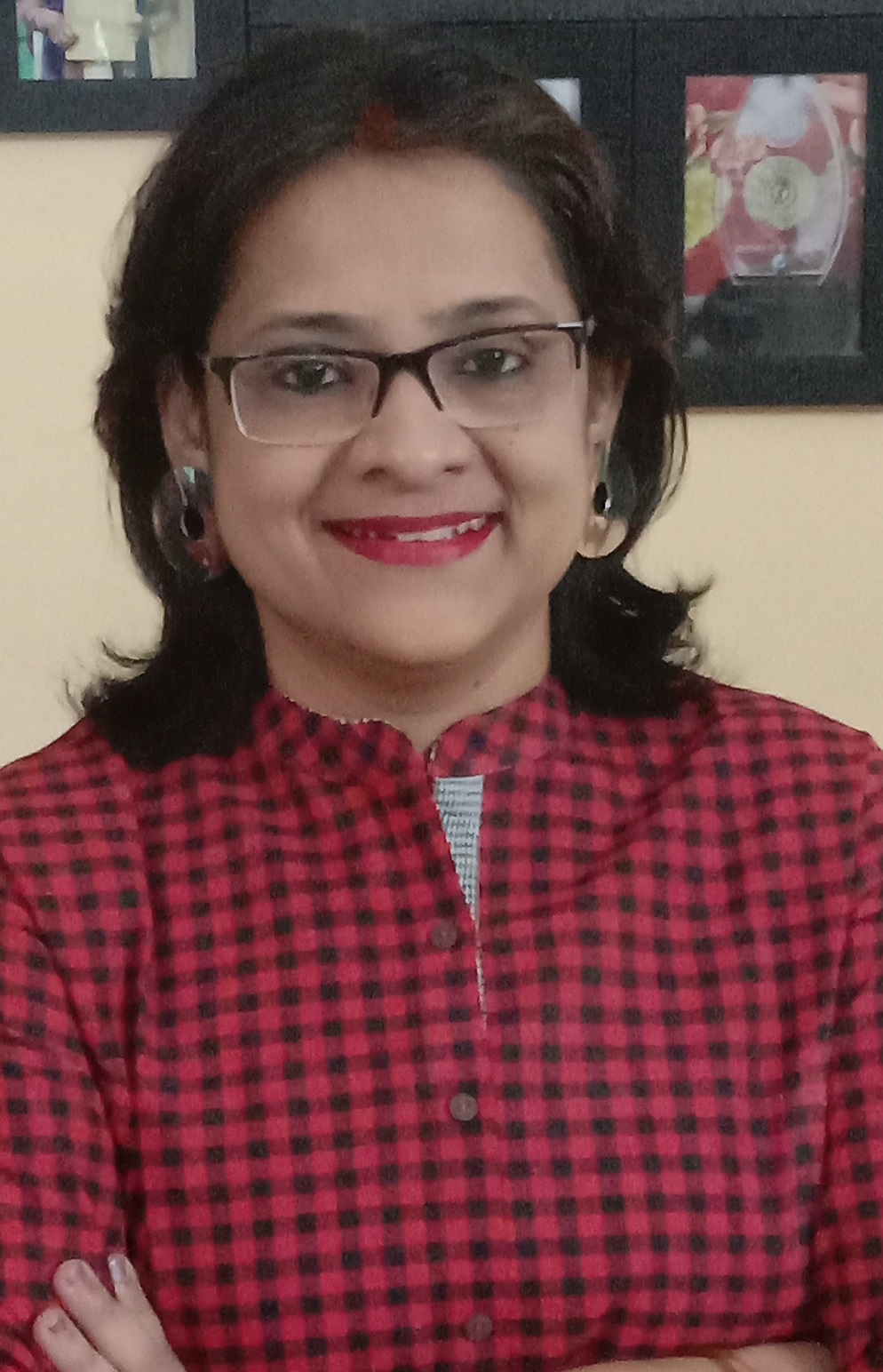 Dr. Pia Ghoshal 